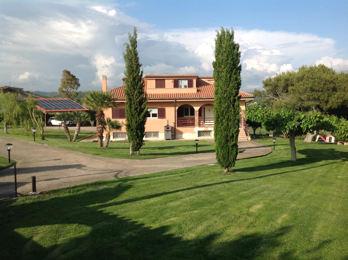 Bed & Breakfast La Volpe E L'Uva Santa Marinella Luaran gambar